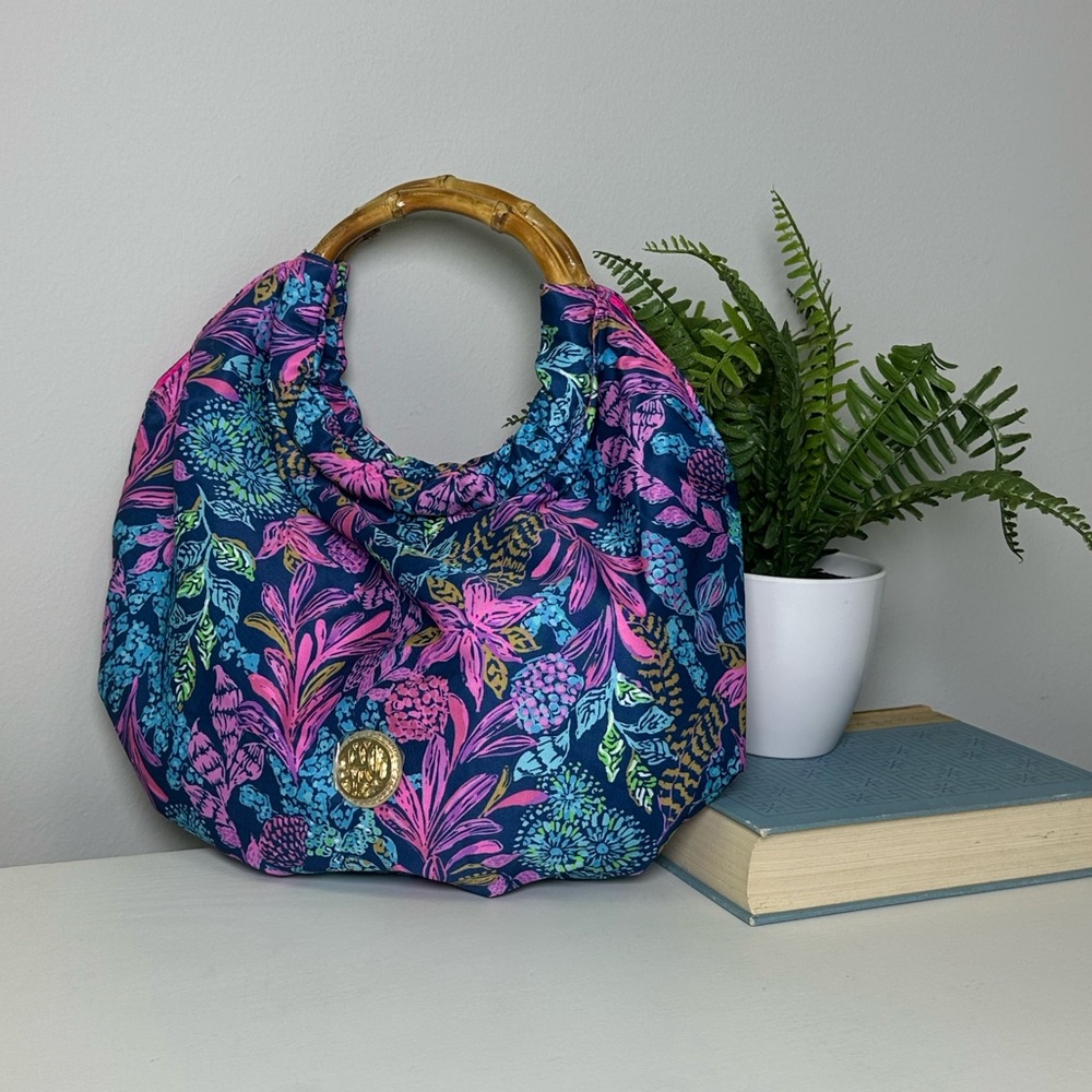 NWOT Lilly Pulitzer GWP Bamboo Bag in the Aegean Navy Calypso Coast - Picture 5 of 9